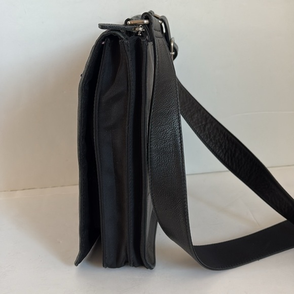 Fossil black leather messenger crossbody adjustable strap bag card pen slots - Picture 5 of 16
